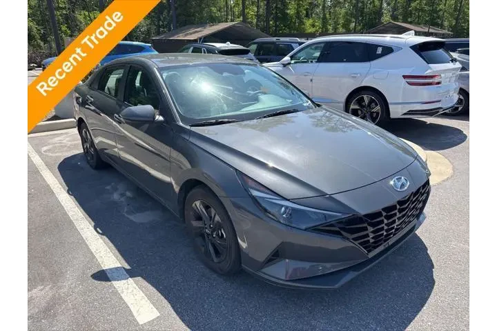 $17895 : Hyundai ELANTRA 2023 SEL 4dr image 2
