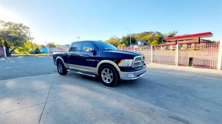 $9900 : 2011 RAM 1500 Laramie image 2