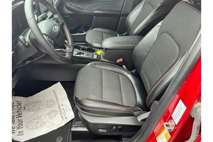 $25557 : Ford Escape 2024 ST-Line 4dr image 6