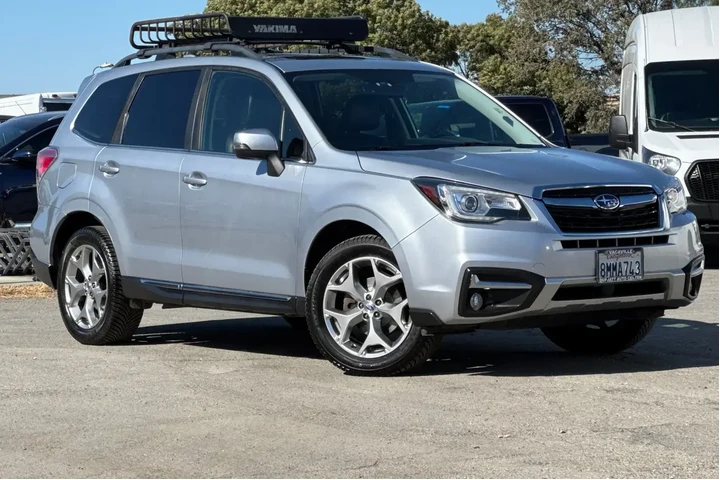 $11250 : Subaru Forester 2017 AWD 2.5 image 2