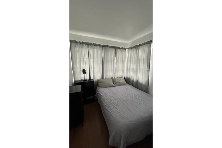 $980 : Alquilo recámara image 2