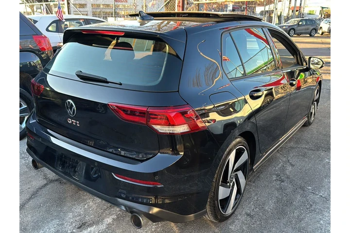 $24490 : Volkswagen Golf GTI 2022 SE image 6