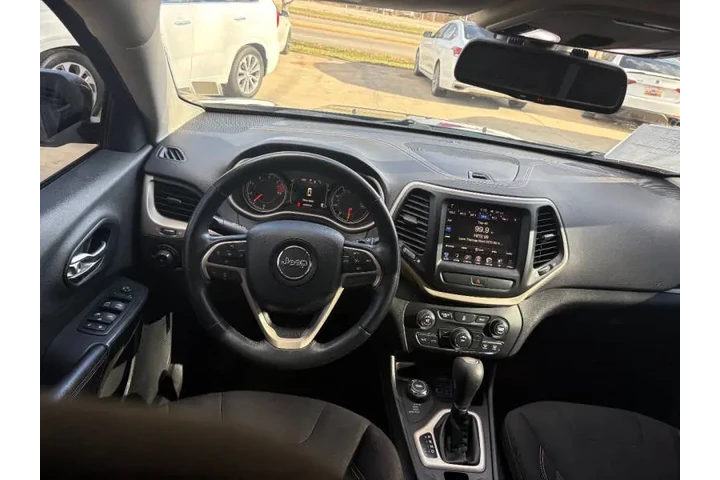 $9950 : 2016 Cherokee Latitude 75th A image 9