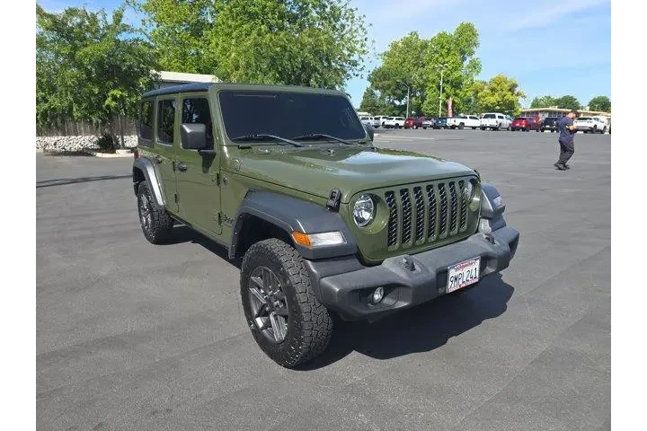 $33995 : Jeep Wrangler 2024 4x4 Sport image 1