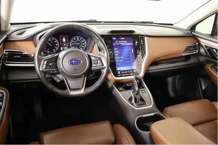 $18686 : Subaru Outback 2020 AWD Tour image 2