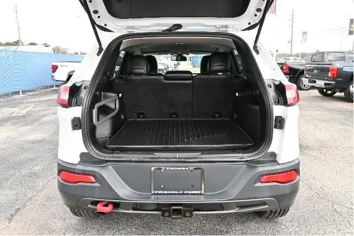 $7991 : Jeep Cherokee 2016 4x4 Trail image 5