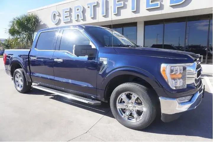$38888 : Ford F-150 2023 4x2 XLT 4dr image 1