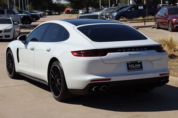 $50993 : 2018 Panamera 4 image 8