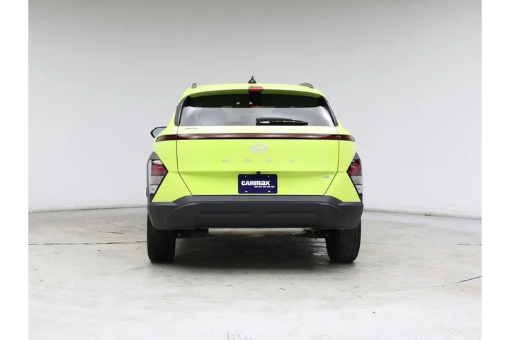 $22998 : Hyundai KONA 2025 AWD SEL 4d image 6