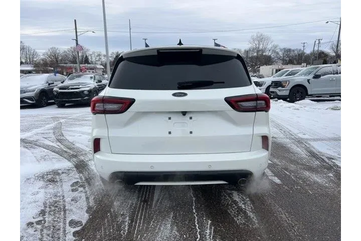 $23750 : Ford Escape 2024 AWD ST-Line image 5