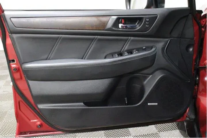 $22683 : Subaru Outback 2019 AWD 2.5i image 6