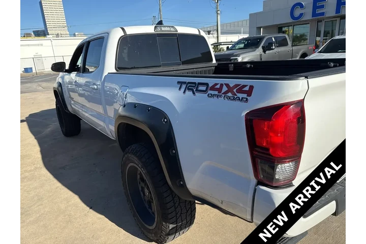 $27991 : Toyota Tacoma 2019 4x4 TRD O image 5