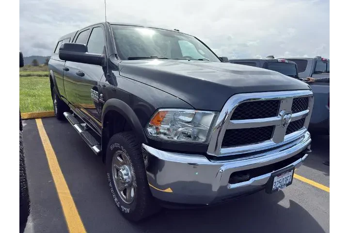 $39000 : Ram 2500 2018 4x4 Tradesman image 2