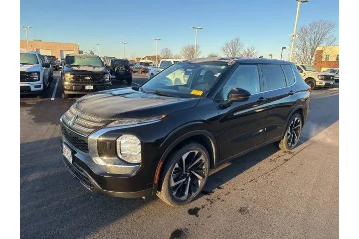 $19500 : Mitsubishi Outlander 2022 AW image 3