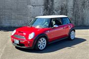 $6988 : 2005 MINI Cooper S thumbnail