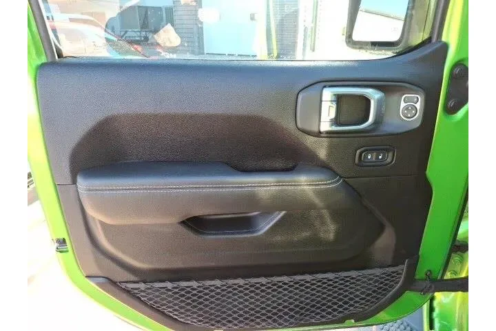 $30479 : Jeep Wrangler Unlimited 2019 image 8