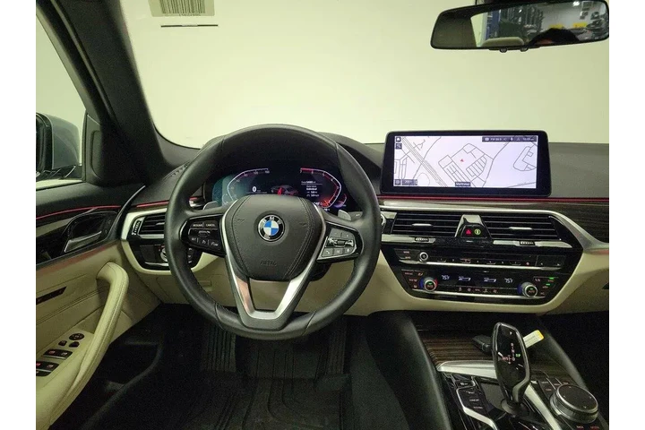 $27998 : BMW 5 Series 2023 530i 4dr S image 10