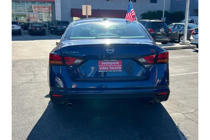 $21998 : Nissan Altima 2024 2.5 SR 4d image 4