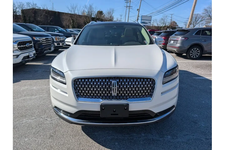 $35500 : Lincoln Nautilus 2022 AWD Re image 9