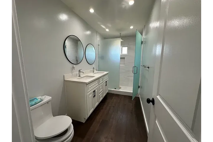 $1000 : Beautiful 3 Bedroom Home image 1