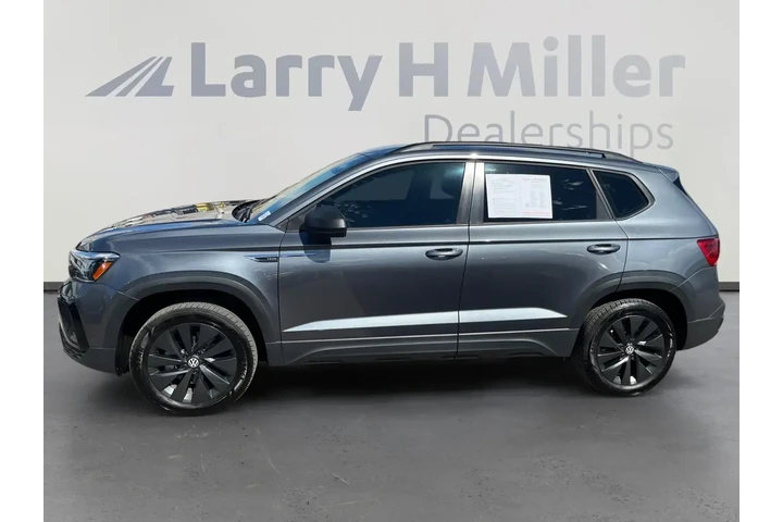 $21995 : Volkswagen Taos 2024 S 4dr S image 2