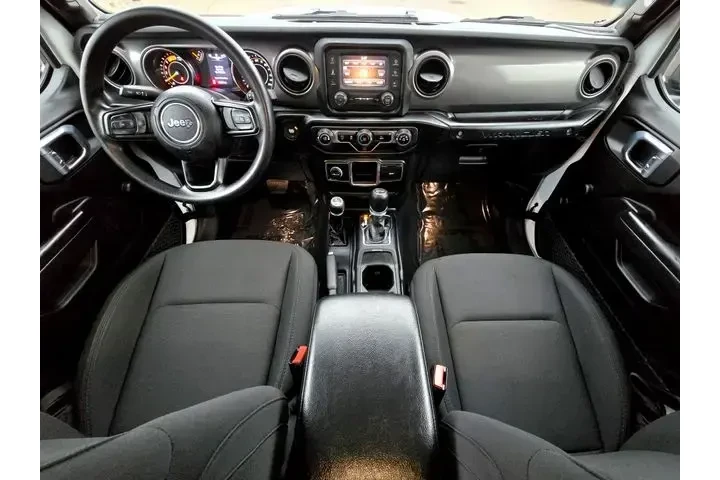 $33900 : Jeep Wrangler Unlimited 2021 image 9