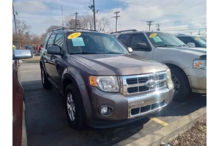 $1500 : 2010 Escape XLT image 1
