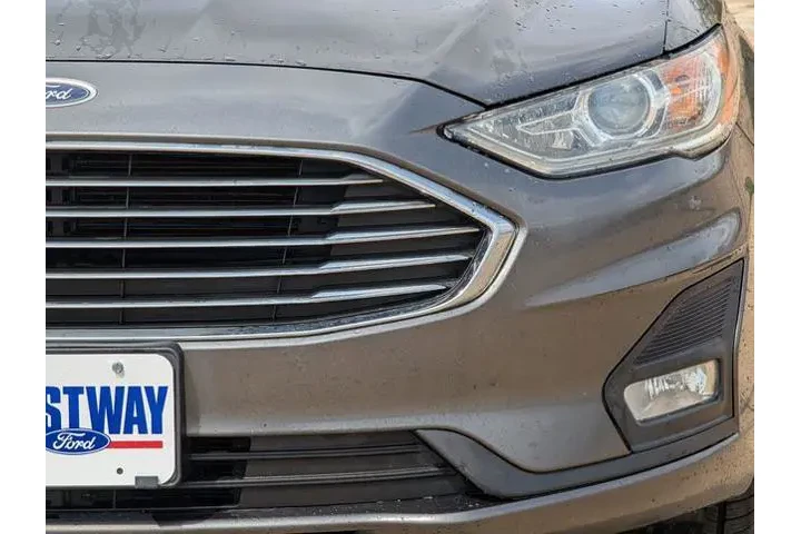 $11450 : Ford Fusion 2019 SE 4dr Seda image 9