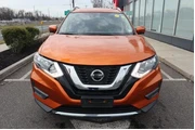 $13207 : Nissan Rogue 2019 thumbnail