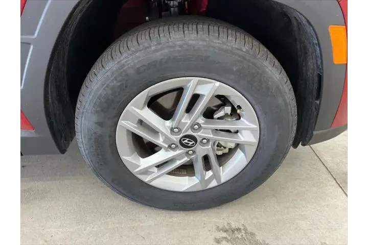 $27990 : Hyundai TUCSON 2025 AWD SE 4 image 8