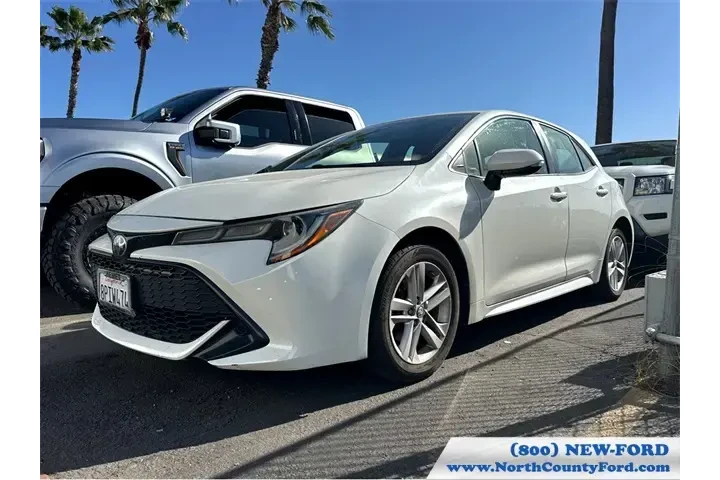 $19000 : Toyota Corolla Hatchback 202 image 1