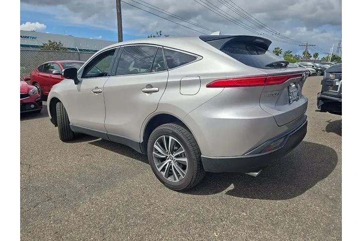 $28411 : Toyota Venza 2022 AWD LE 4dr image 6