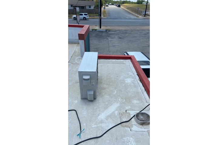 Minisplits al menudeo image 10