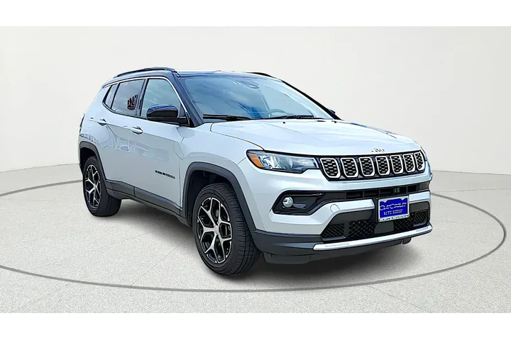$21795 : Jeep Compass 2024 4x4 Limite image 1
