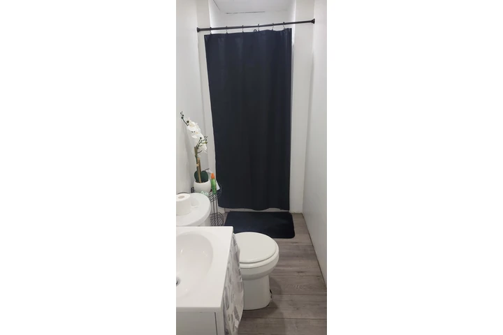 $1500 : STUDIO  $1500 todo incluido image 1