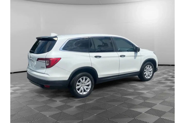 $16550 : 2020 HONDA PILOT image 3