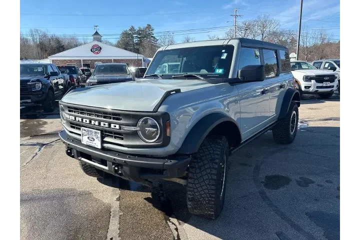 $38995 : Ford Bronco 2022 4x4 Base Ad image 4