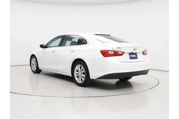 $17998 : Chevrolet Malibu 2023 LT 4dr image 2