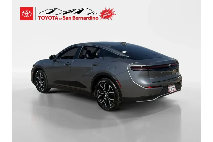 $36450 : Toyota Crown 2024 AWD XLE 4d image 3