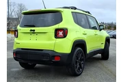 $10891 : Jeep Renegade 2017 4x4 Latit thumbnail
