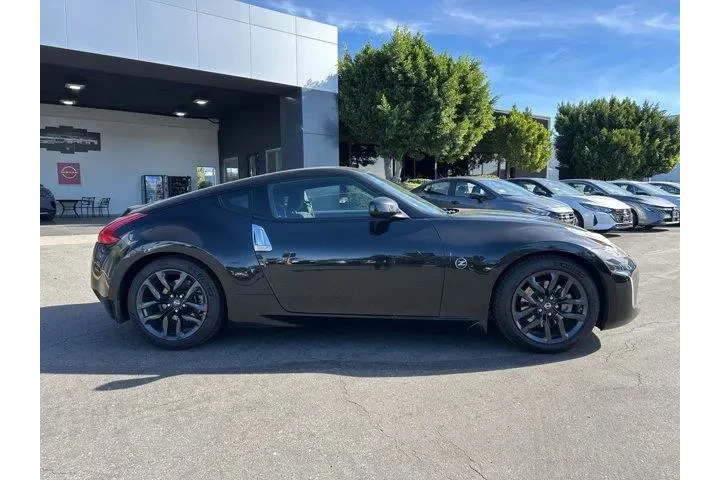 $21991 : Nissan 370Z 2017 Base 2dr Co image 8