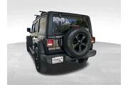 $23574 : Jeep Wrangler Unlimited 2022 thumbnail