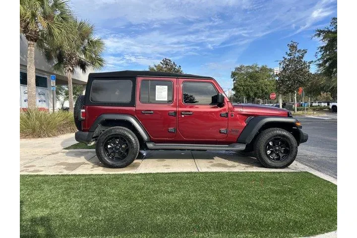$27941 : Jeep Wrangler Unlimited 2021 image 8