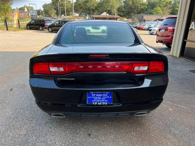 $9999 : 2014 Charger SE image 6