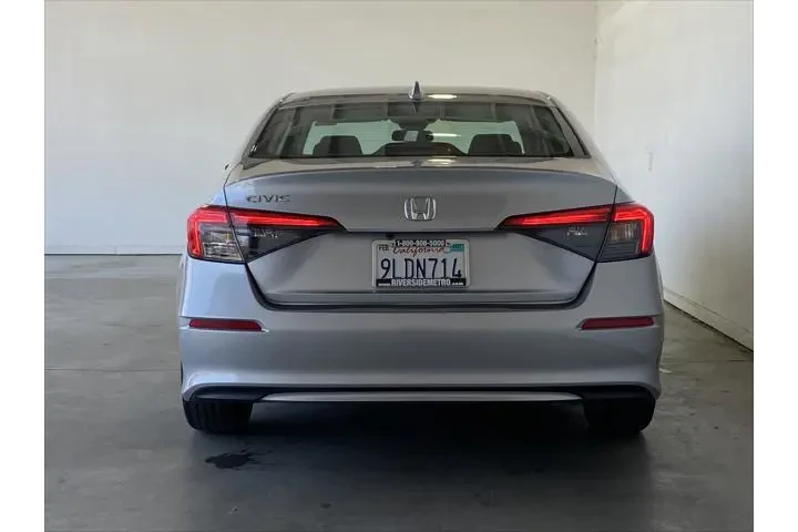 $24881 : Honda Civic 2024 LX 4dr Seda image 3
