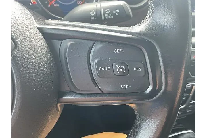 $26997 : Jeep Wrangler Unlimited 2020 image 5