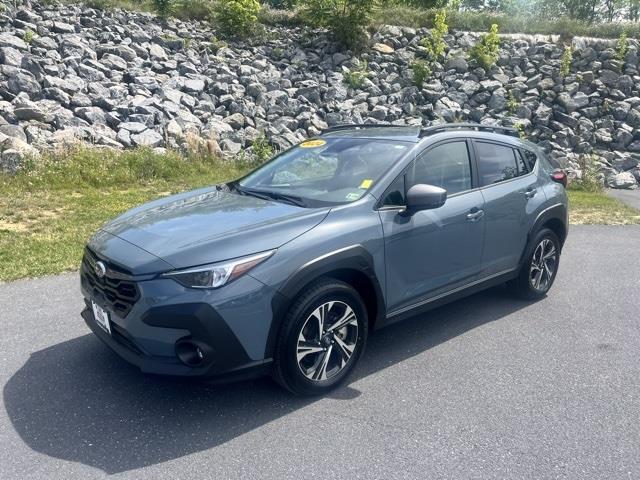 $26949 : PRE-OWNED 2024 SUBARU CROSSTR image 3