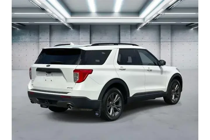 $33494 : Ford Explorer 2023 AWD XLT 4 image 5