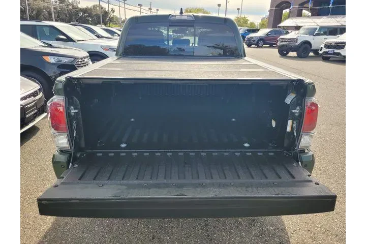 $37192 : Toyota Tacoma 2021 4x4 TRD P image 8