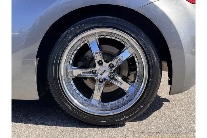 $18993 : Nissan 370Z 2011 Touring 2dr image 10